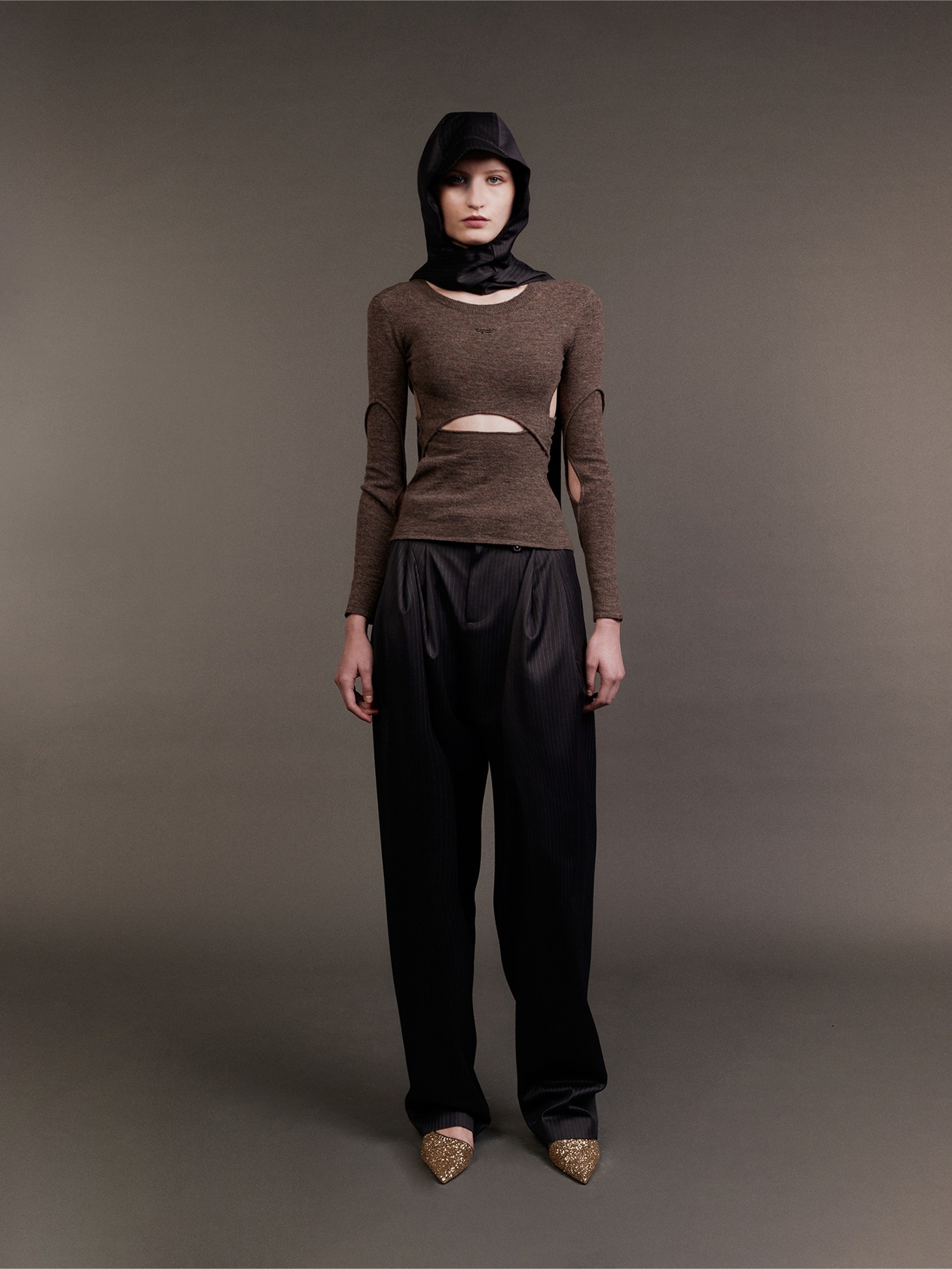 Cut-Out Wool And Cashmere Blend Top / Brown